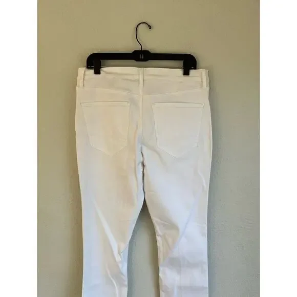 Express Woman Mid Rise White Pintuck Skyscraper Jeans, Size 14S